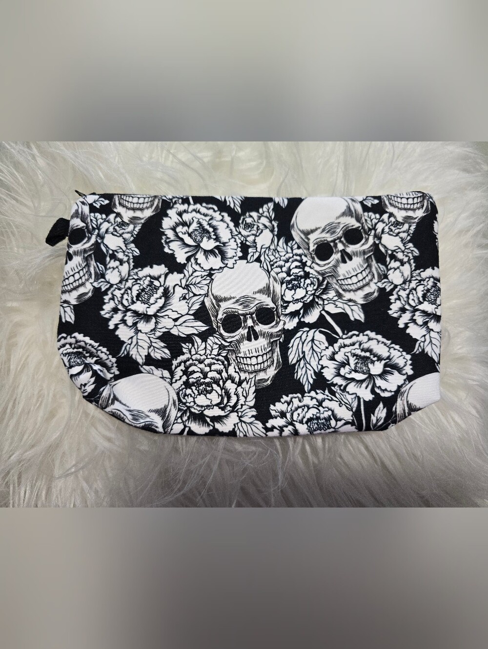 ☠️ Gothic Chic Skull & Floral Makeup Cosmetic Pouch Bag